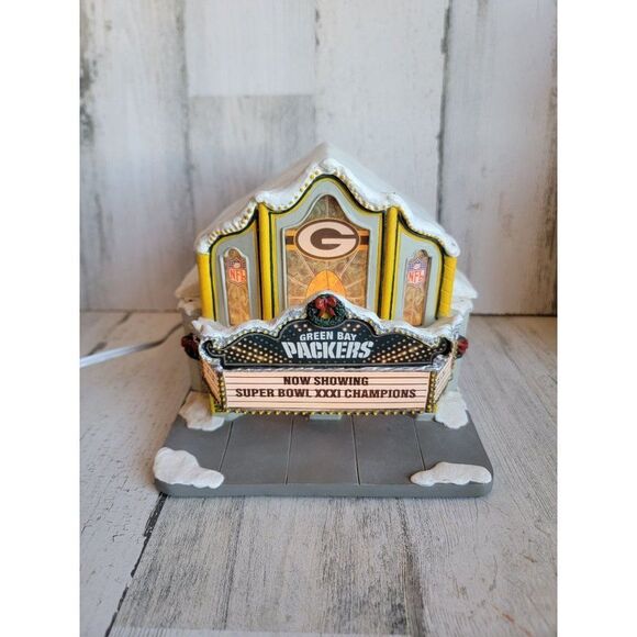 Hawthorne Village the Packers theater 2003 NFL football accessory Xmas - Picture 1 of 10